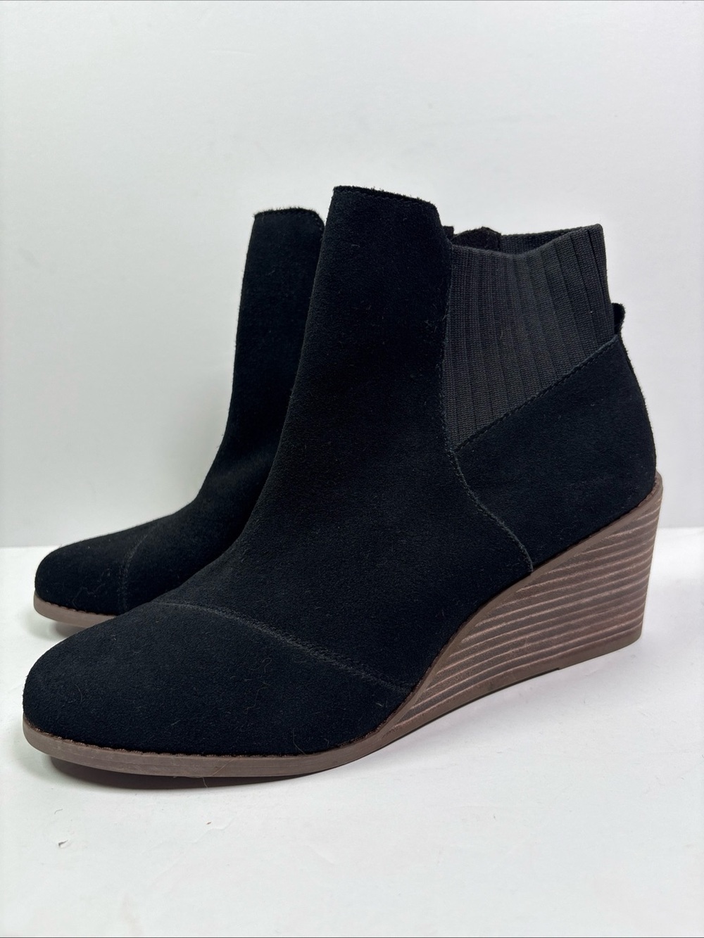 Toms Sadie Womens Boot Black Suede Wedge Bootie Ortholite Size 10